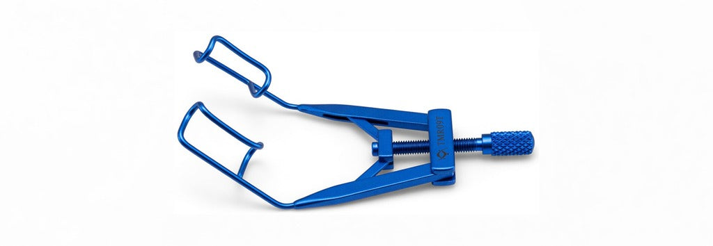 TMR079T Adjustable Temporal Eye Speculum, 16mm Closed Wire Blades, Titanium | TITAN MEDICAL